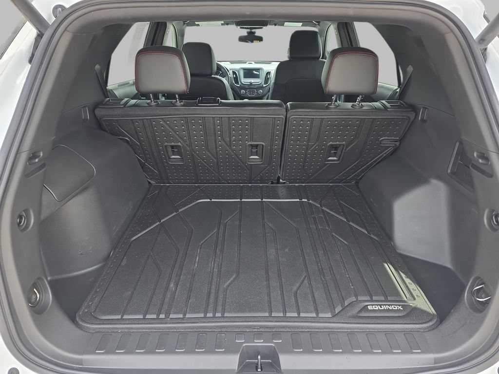 Certified 2023 Chevrolet Equinox RS w/ LPO, Floor Liner Package AWD/4WD image 13
