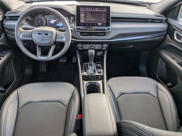 New 2026 Jeep Compass Latitude AWD/4WD image 15