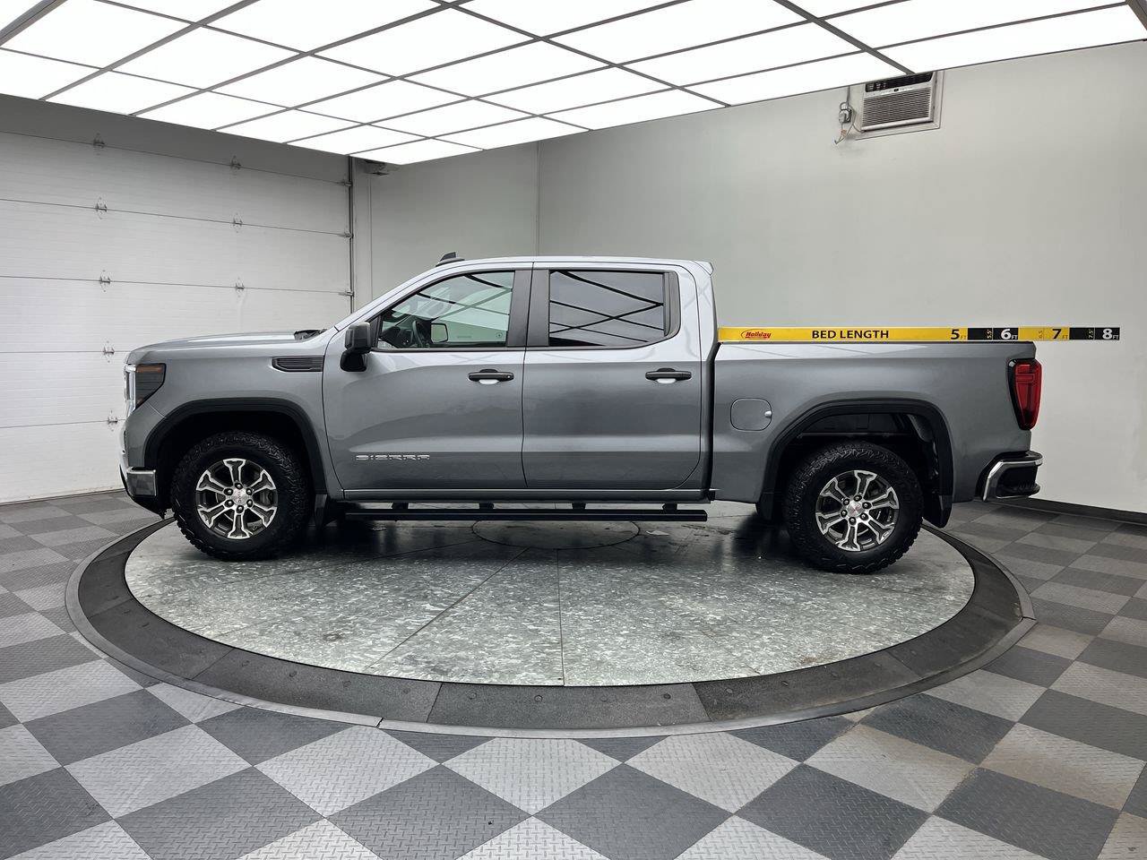 Certified 2024 GMC Sierra 1500 Pro w/ Pro Value Package AWD/4WD image 6