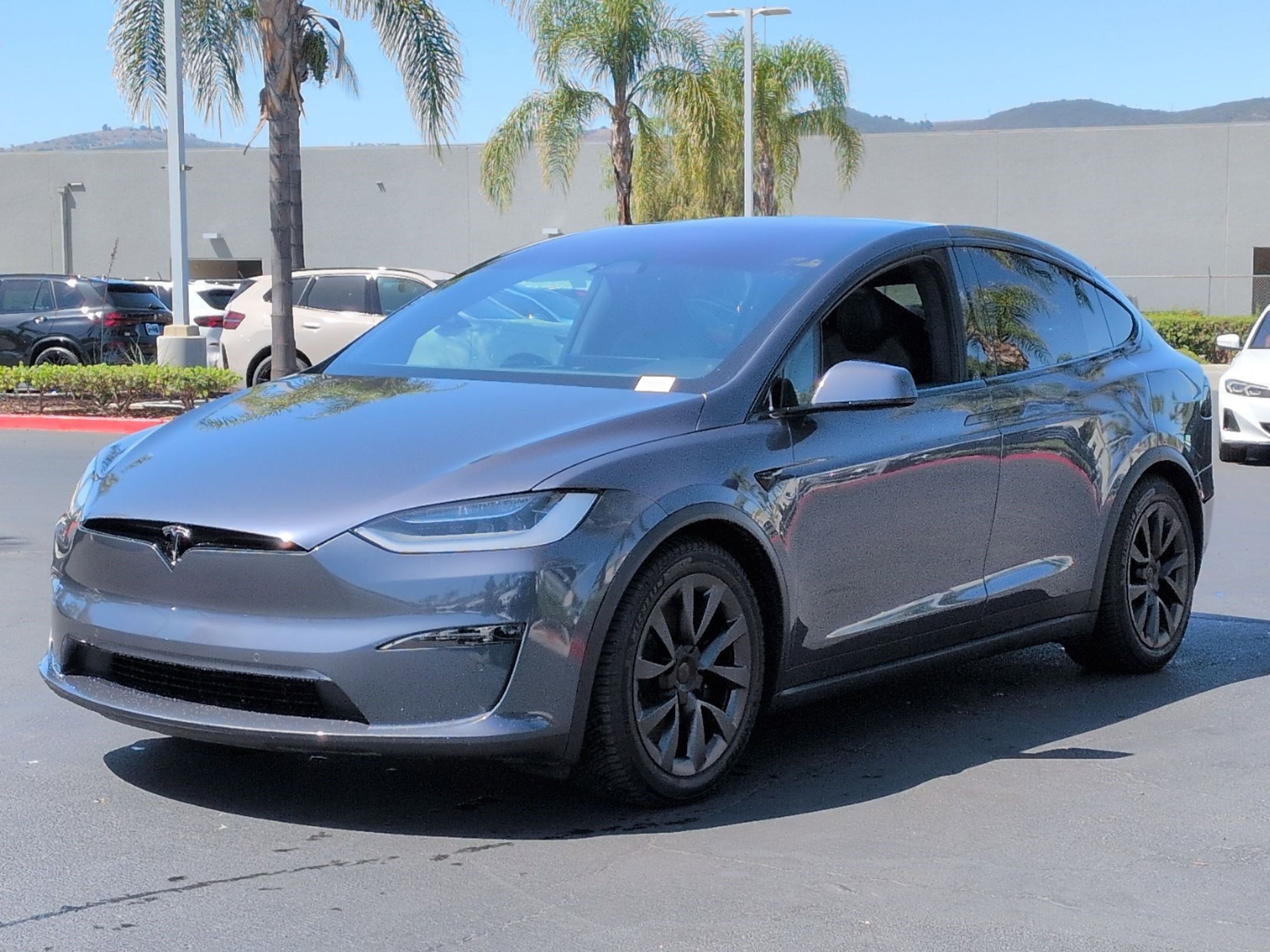 Used 2023 Tesla Model X AWD/4WD image 5