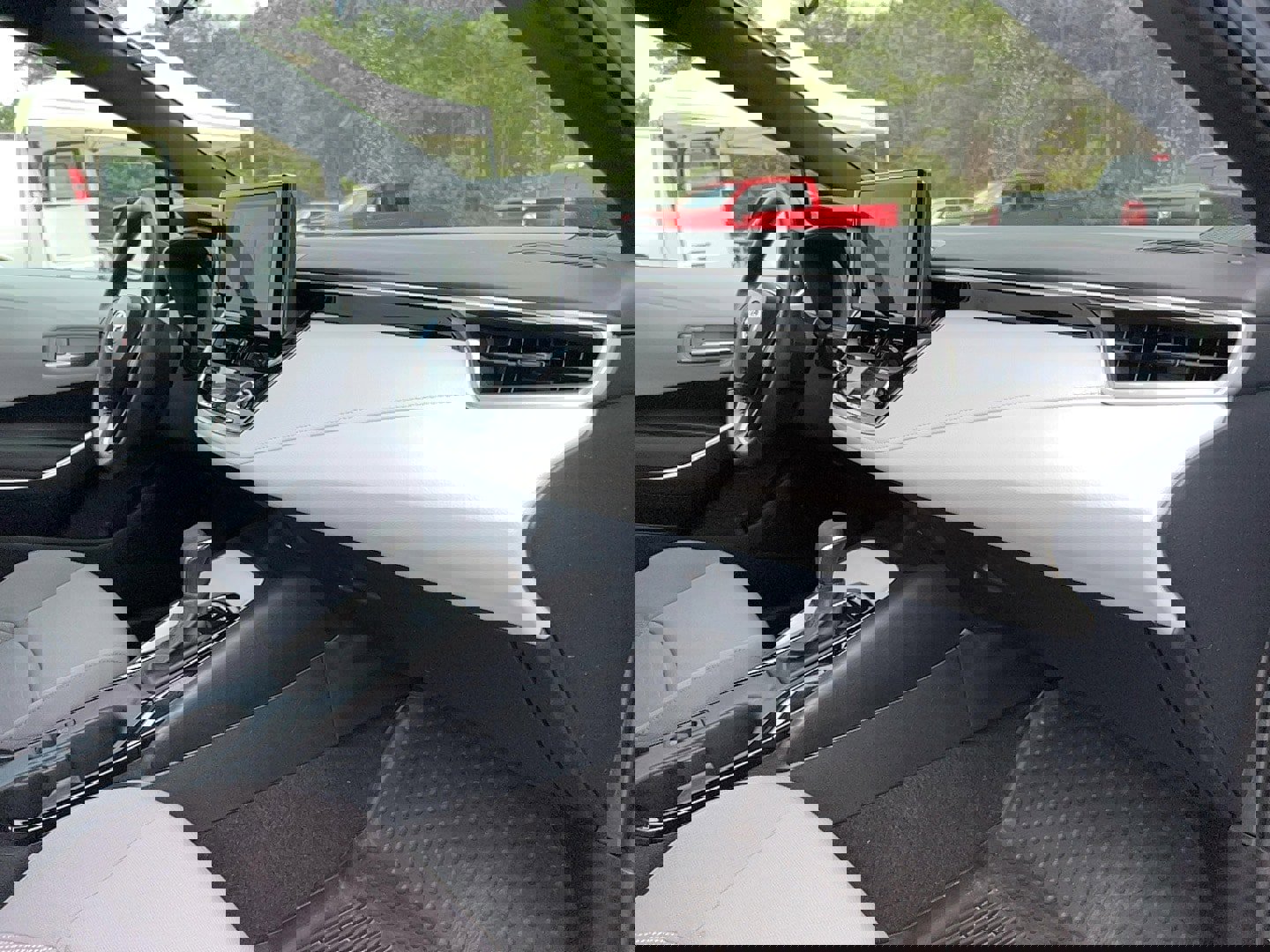 Used 2024 Toyota Corolla SE image 22