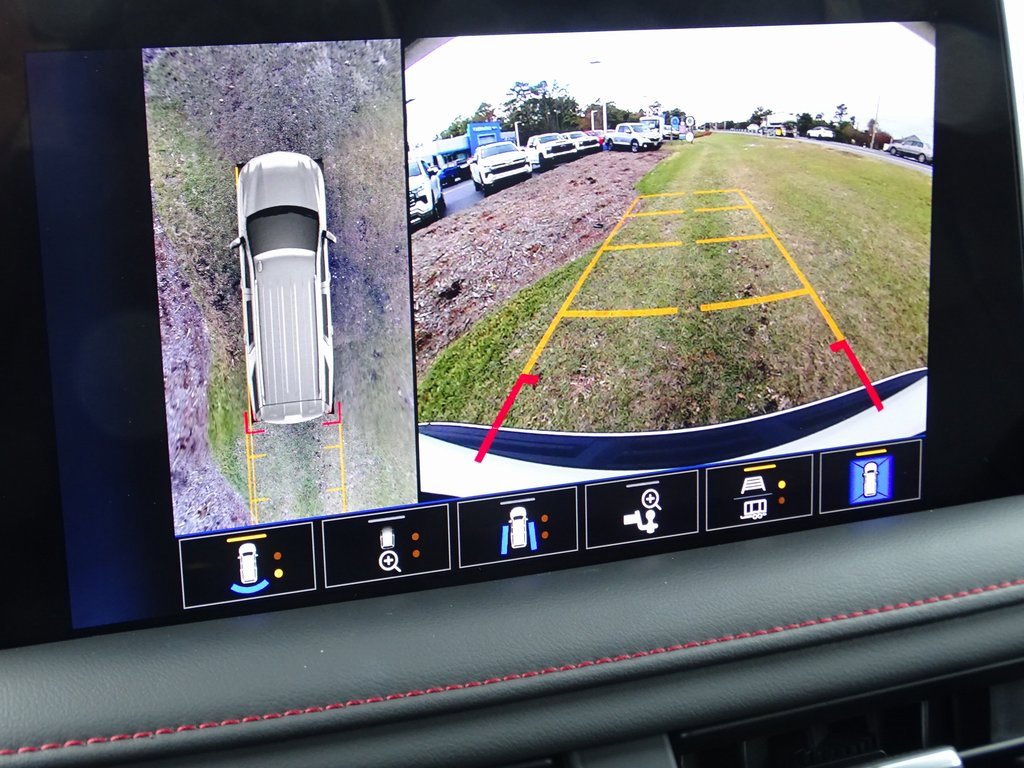 Used 2023 Chevrolet Tahoe RST w/ Luxury Package image 38