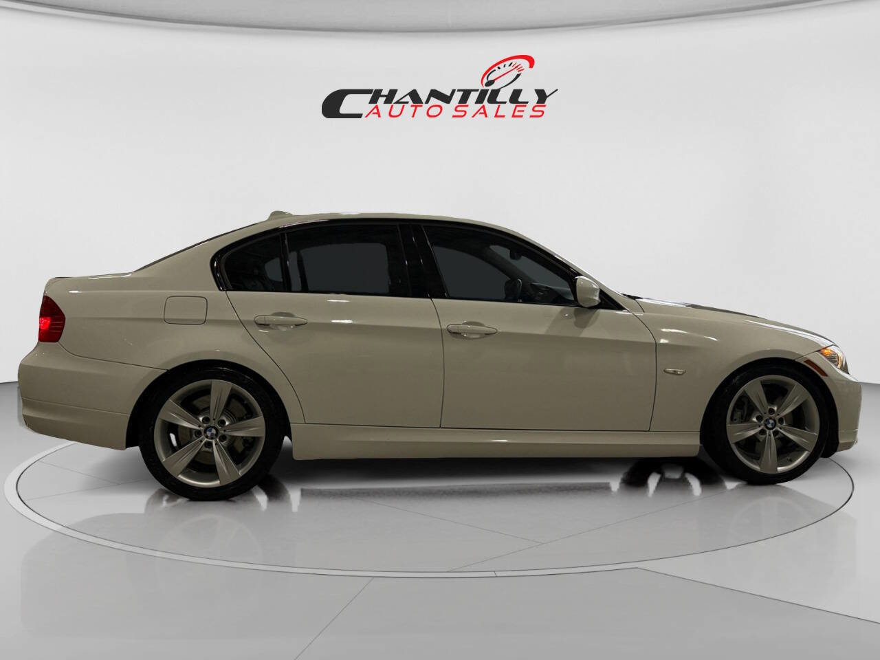 Used 2011 BMW 335i Sedan image 6