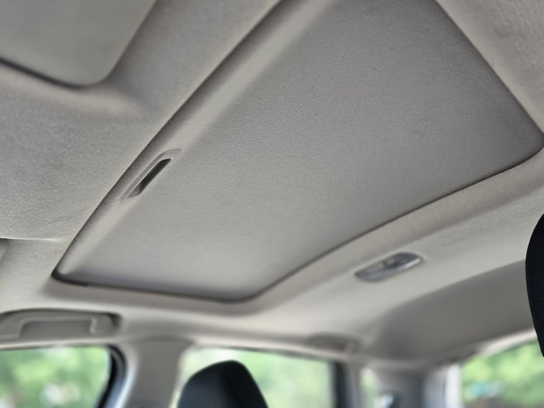 Used 2015 Honda Fit EX image 39