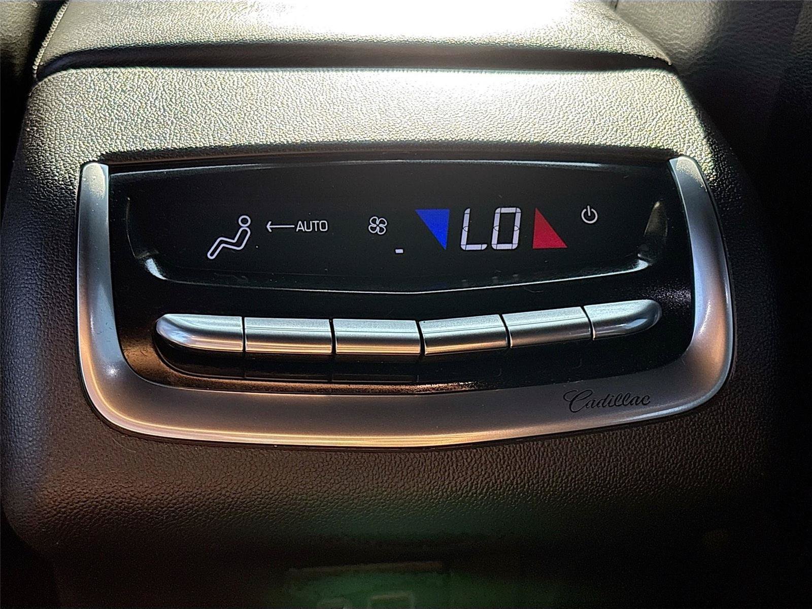 Used 2023 Cadillac XT6 Luxury FWD image 26
