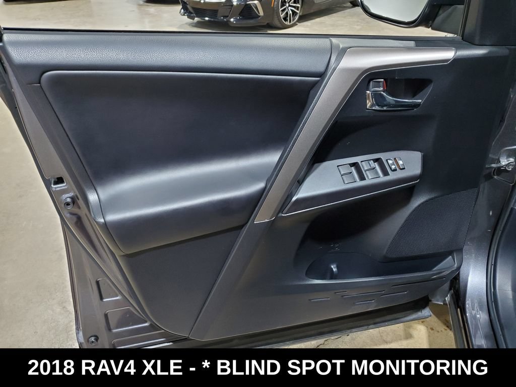 Used 2018 Toyota RAV4 XLE FWD image 8