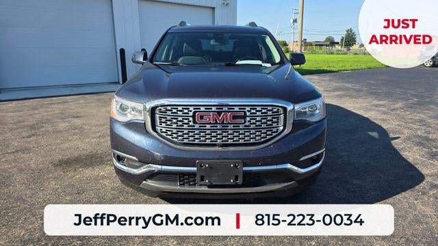 Used 2019 GMC Acadia Denali w/ Technology Package AWD/4WD image 3