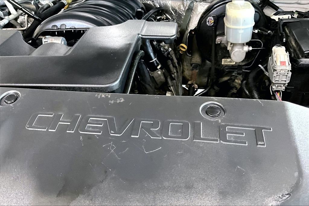 Used 2016 Chevrolet Suburban LS w/ Max Trailering Package image 32