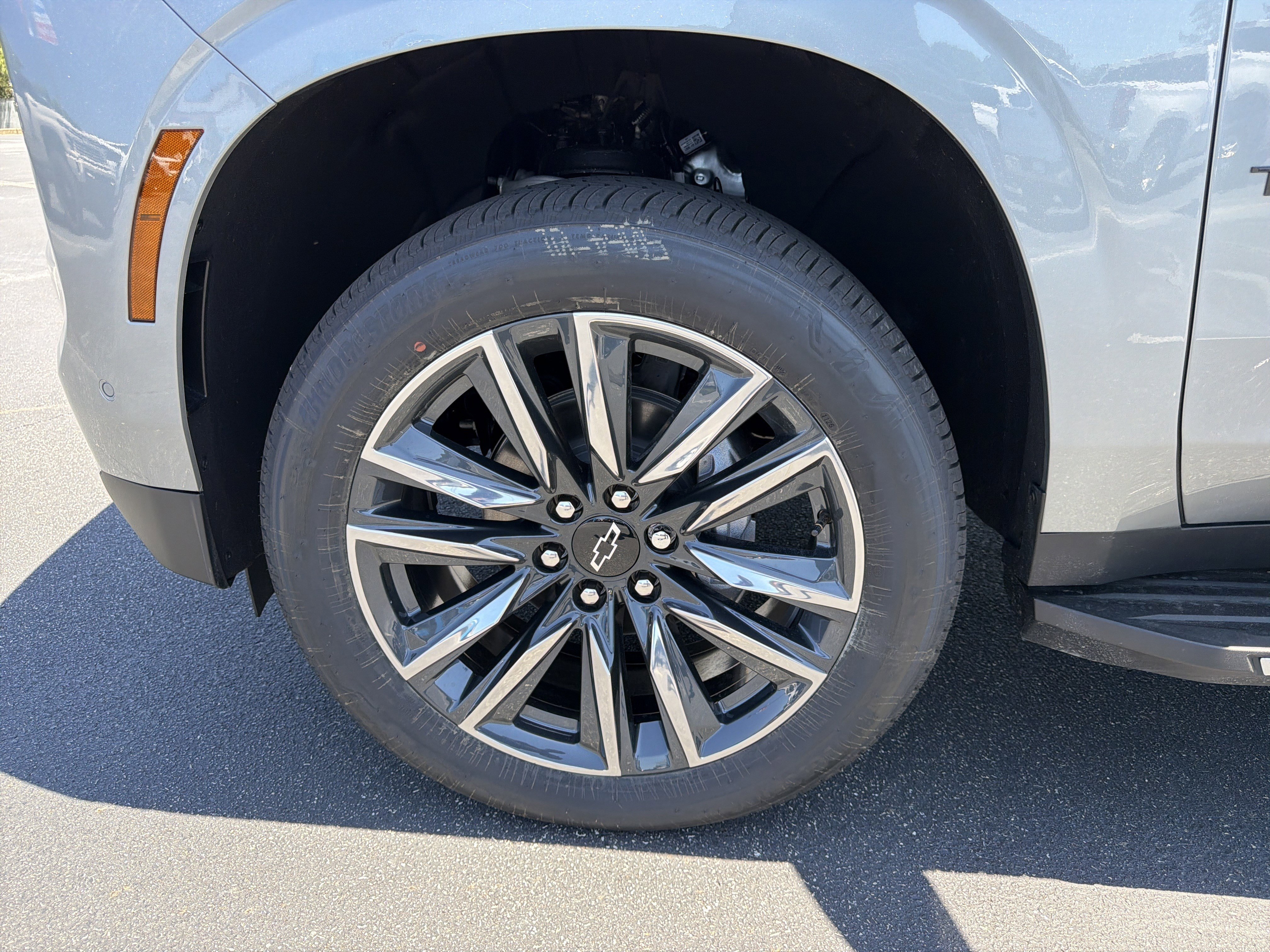 New 2026 Chevrolet Tahoe LS w/ LS Custom Edition AWD/4WD image 11