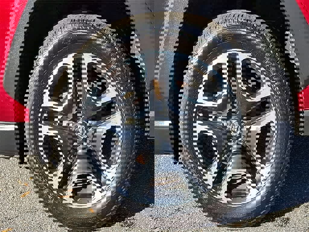 Used 2019 Toyota RAV4 Adventure image 7