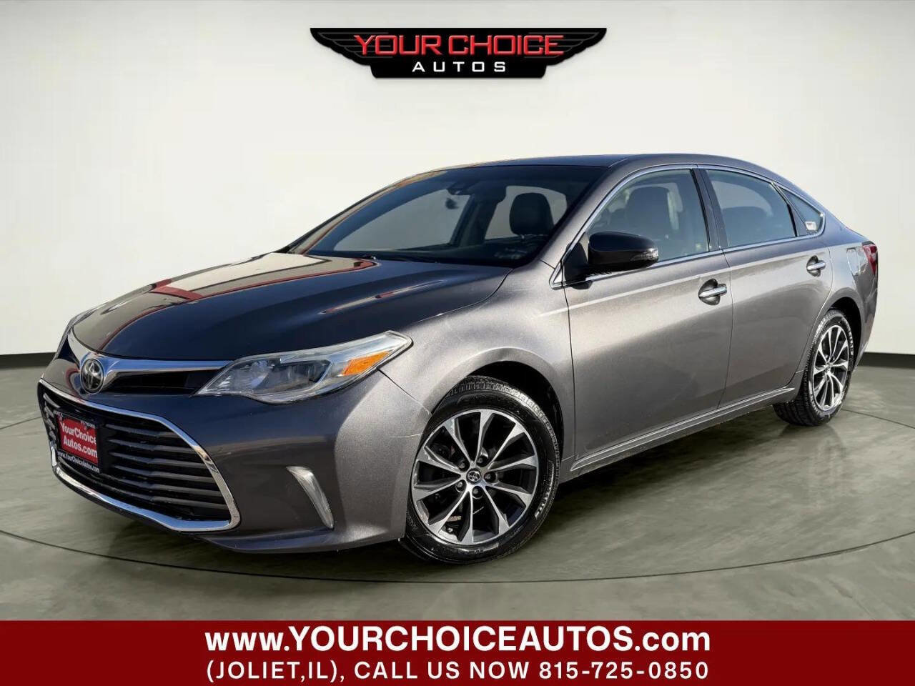 Used 2018 Toyota Avalon XLE video 1