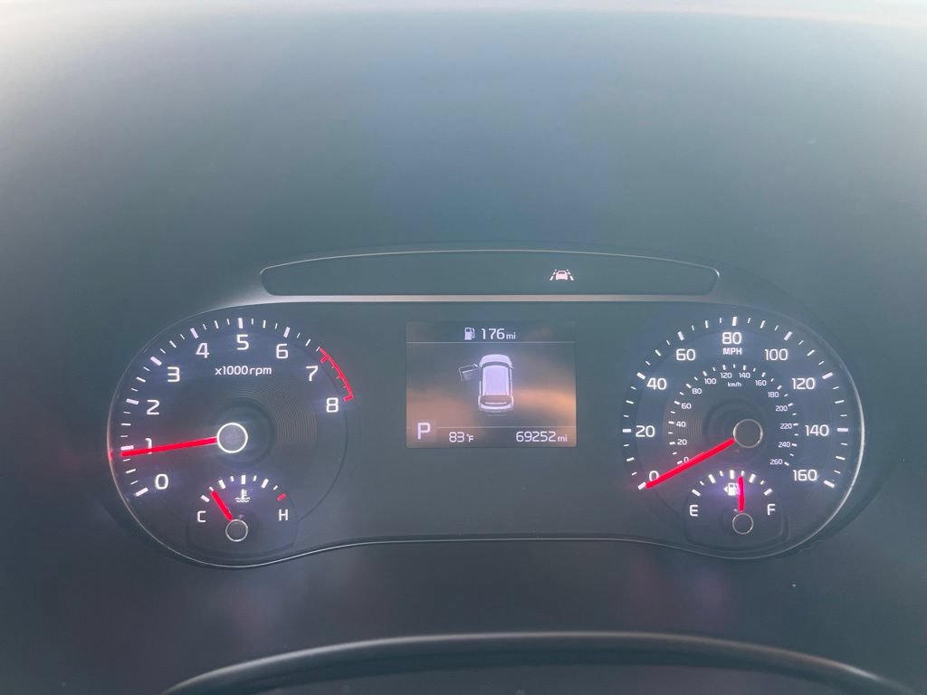 Used 2022 Kia Soul LX w/ Technology Package FWD image 11