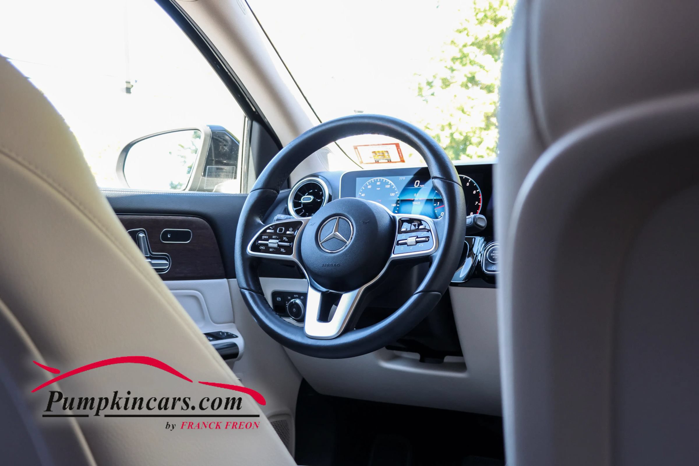 Used 2021 Mercedes-Benz GLA 250 4MATIC w/ Premium Package image 39