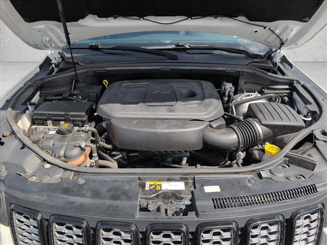Used 2019 Jeep Grand Cherokee Altitude AWD/4WD image 25