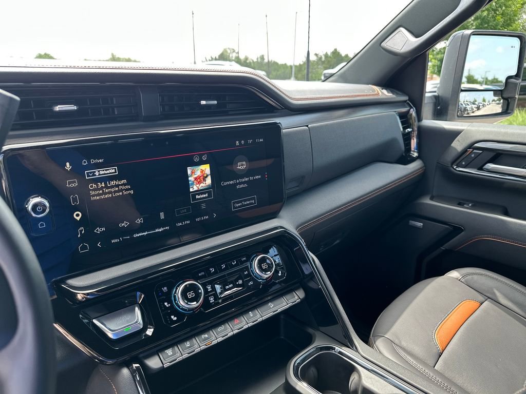 Used 2026 GMC Sierra 2500 AT4 w/ AT4 Premium Plus Package AWD/4WD image 23