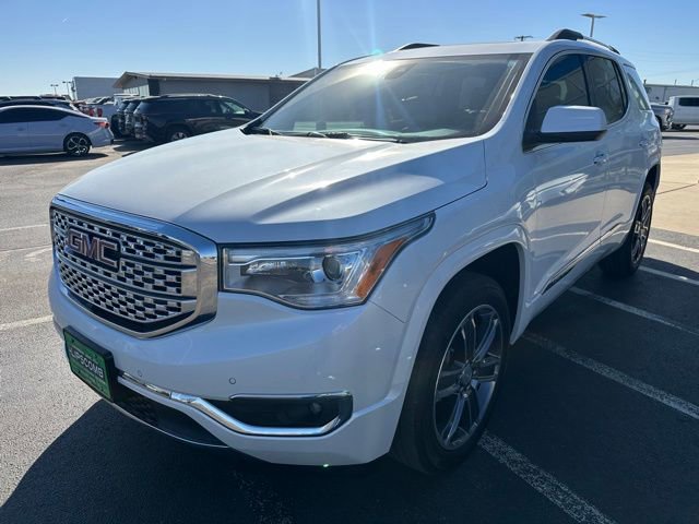 Used 2019 GMC Acadia Denali w/ Technology Package image 3