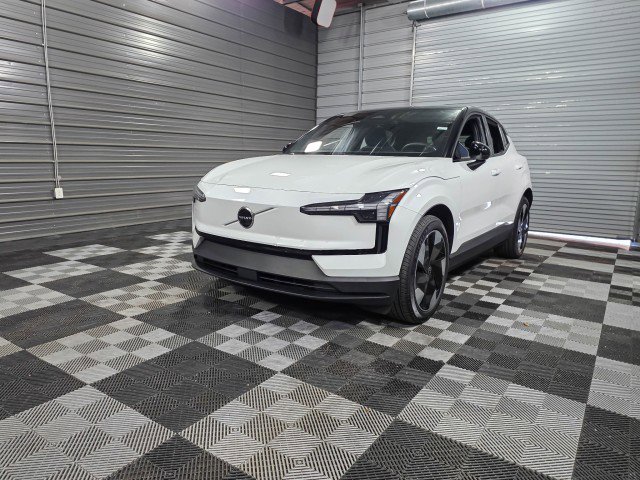 Used 2025 Volvo EX30 Plus image 39