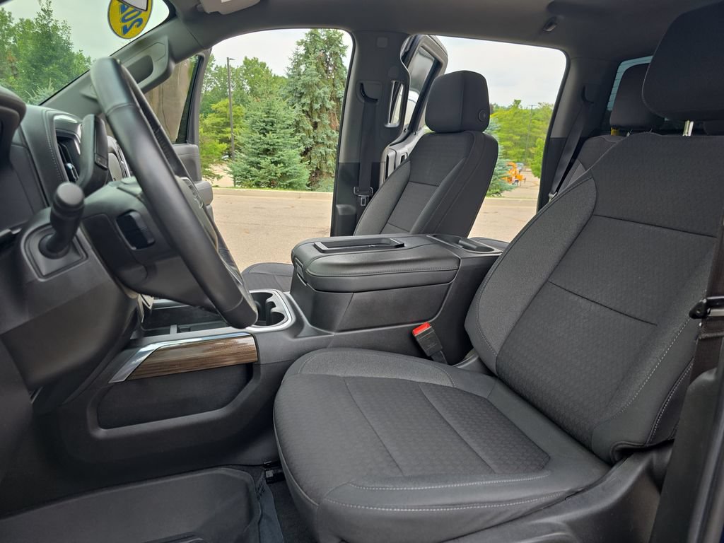 Certified 2022 Chevrolet Silverado 1500 RST AWD/4WD image 15