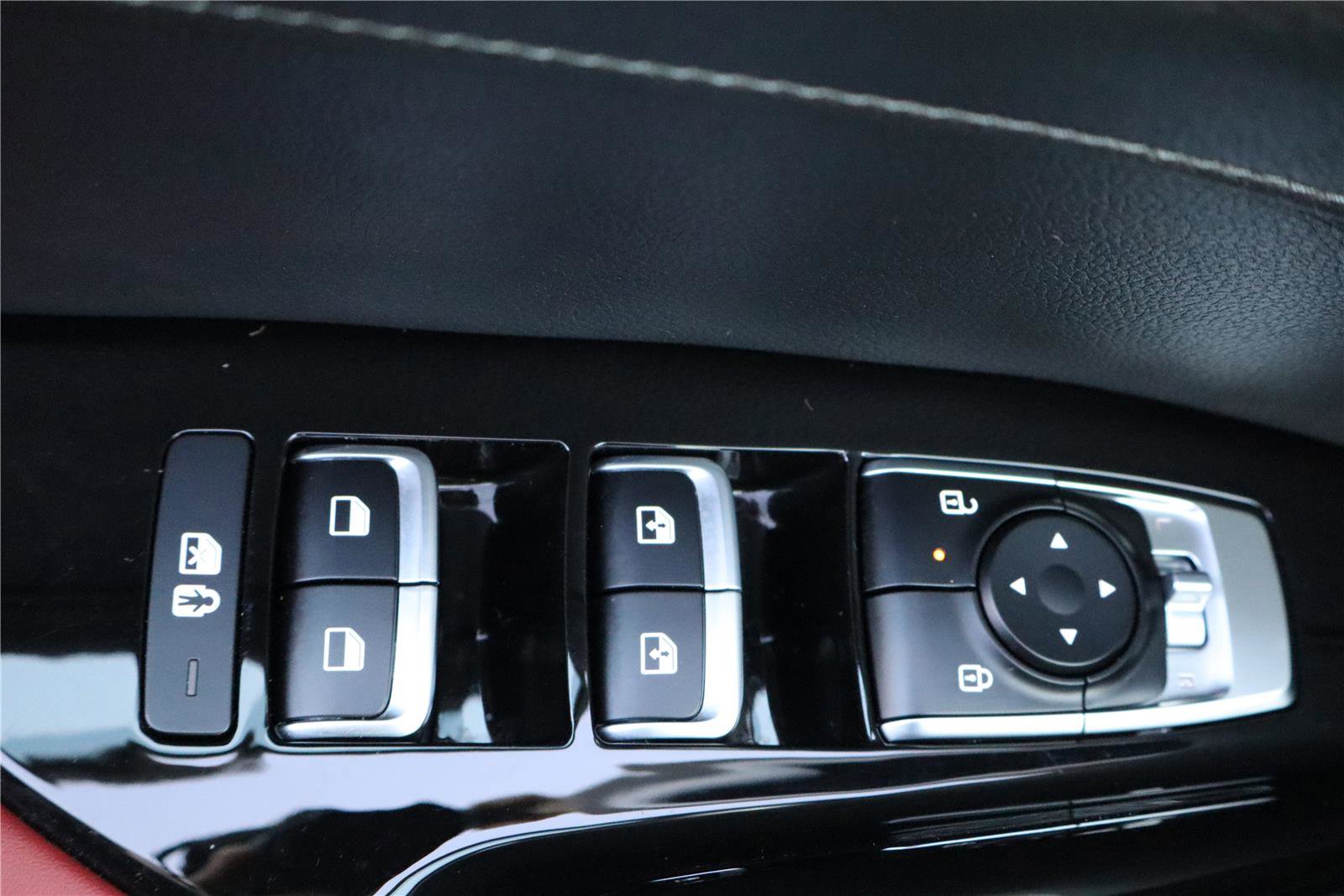 Used 2025 Kia K5 GT-Line w/ GT-Line Premium Package image 14