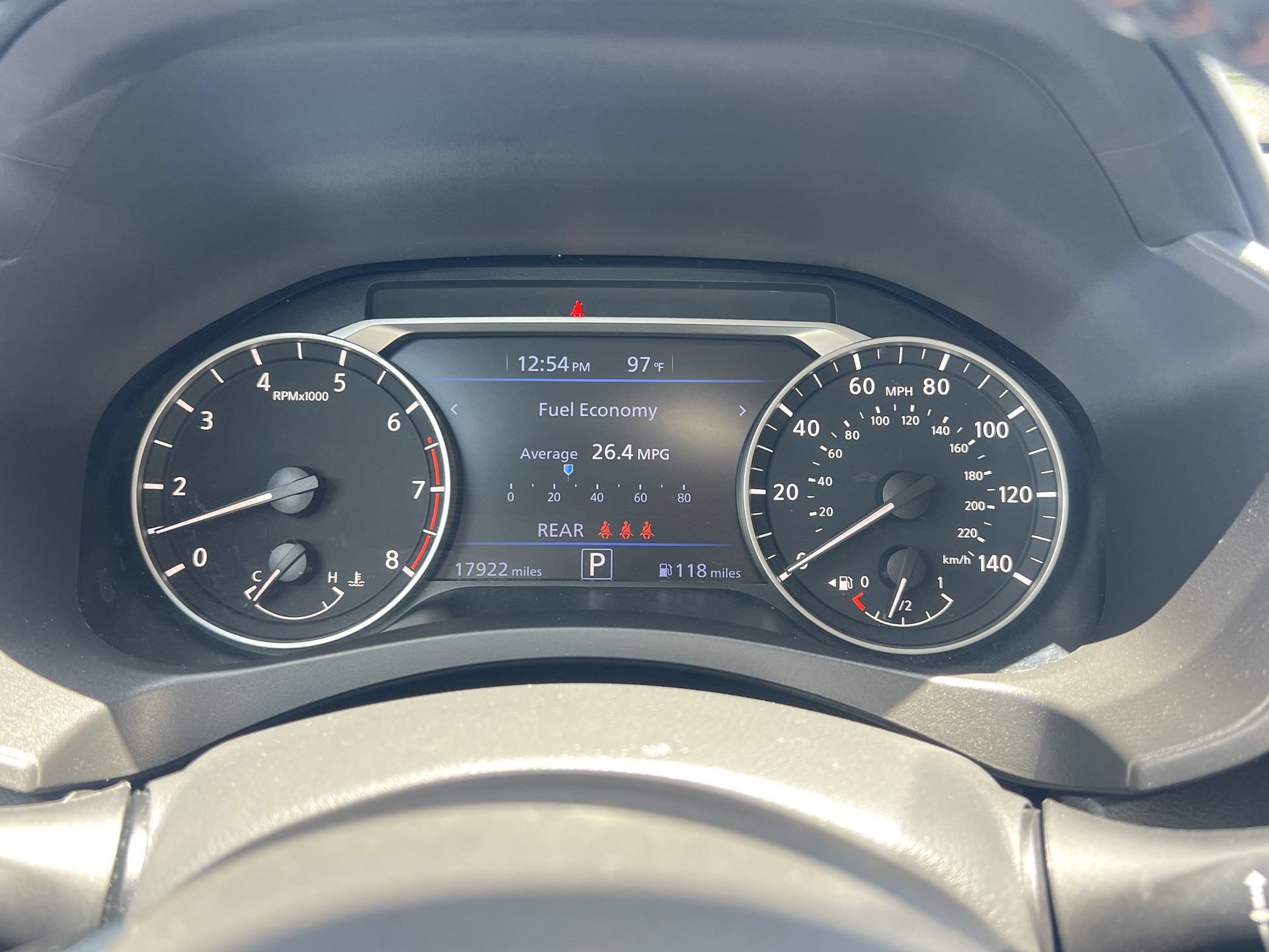 Used 2024 Nissan Altima 2.5 SR FWD image 12