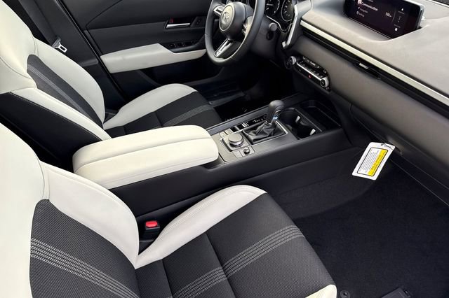 New 2026 MAZDA CX-50 AWD 2.5 S w/ Cargo Package image 18