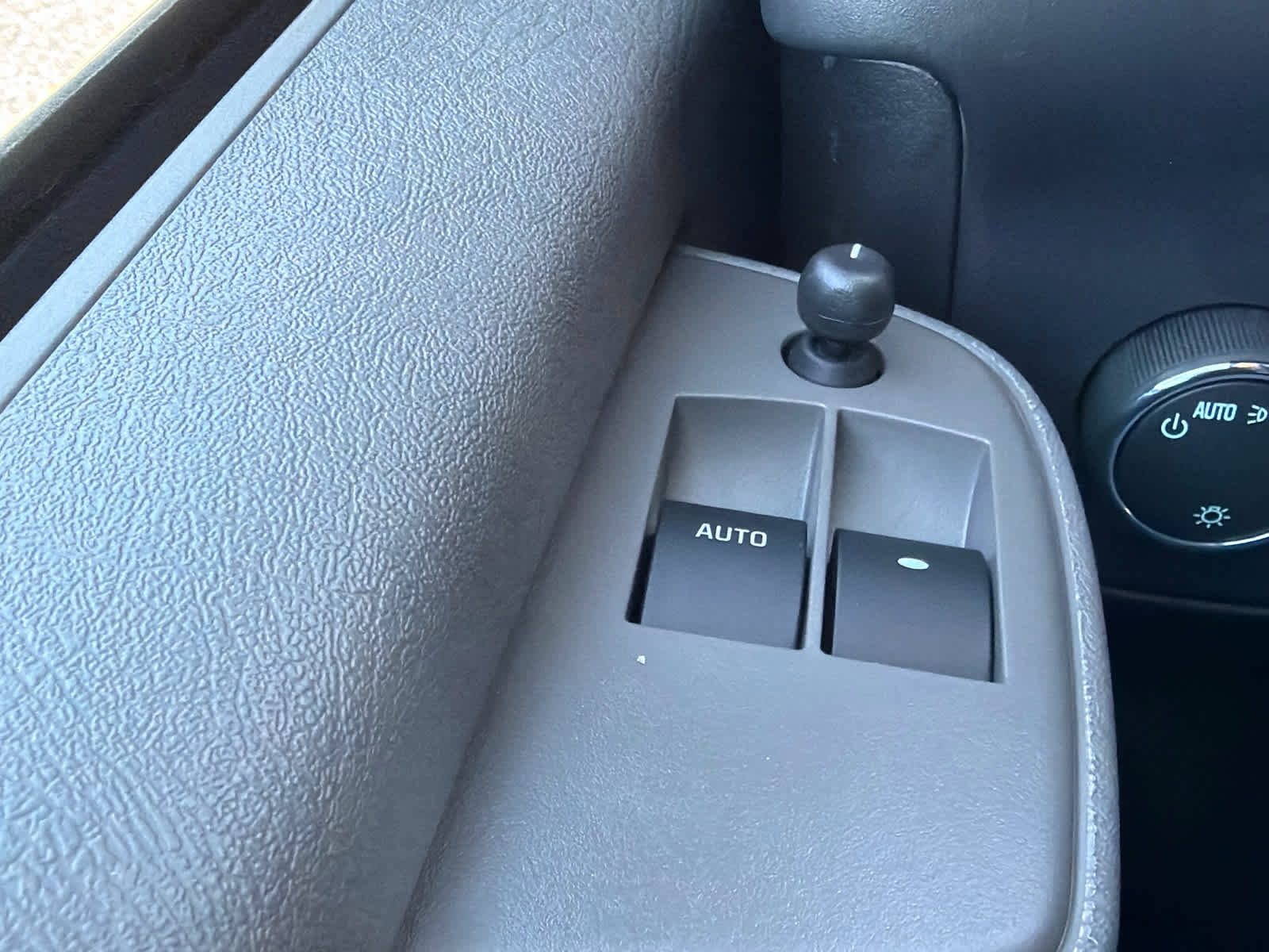 New 2025 GMC Savana 2500 w/ Driver Convenience Package image 31