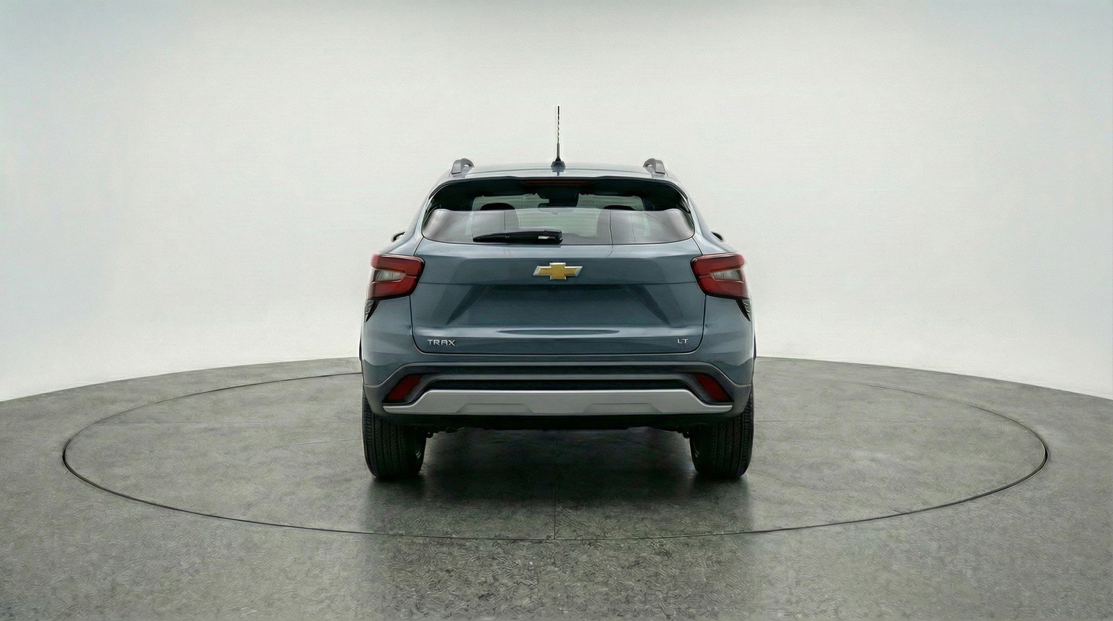 Used 2025 Chevrolet Trax LT w/ LT Convenience Package image 7