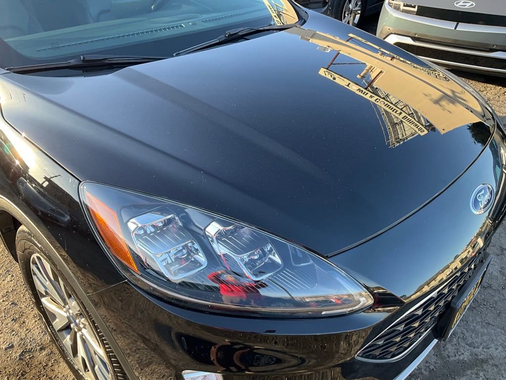 Used 2021 Ford Escape Titanium image 75