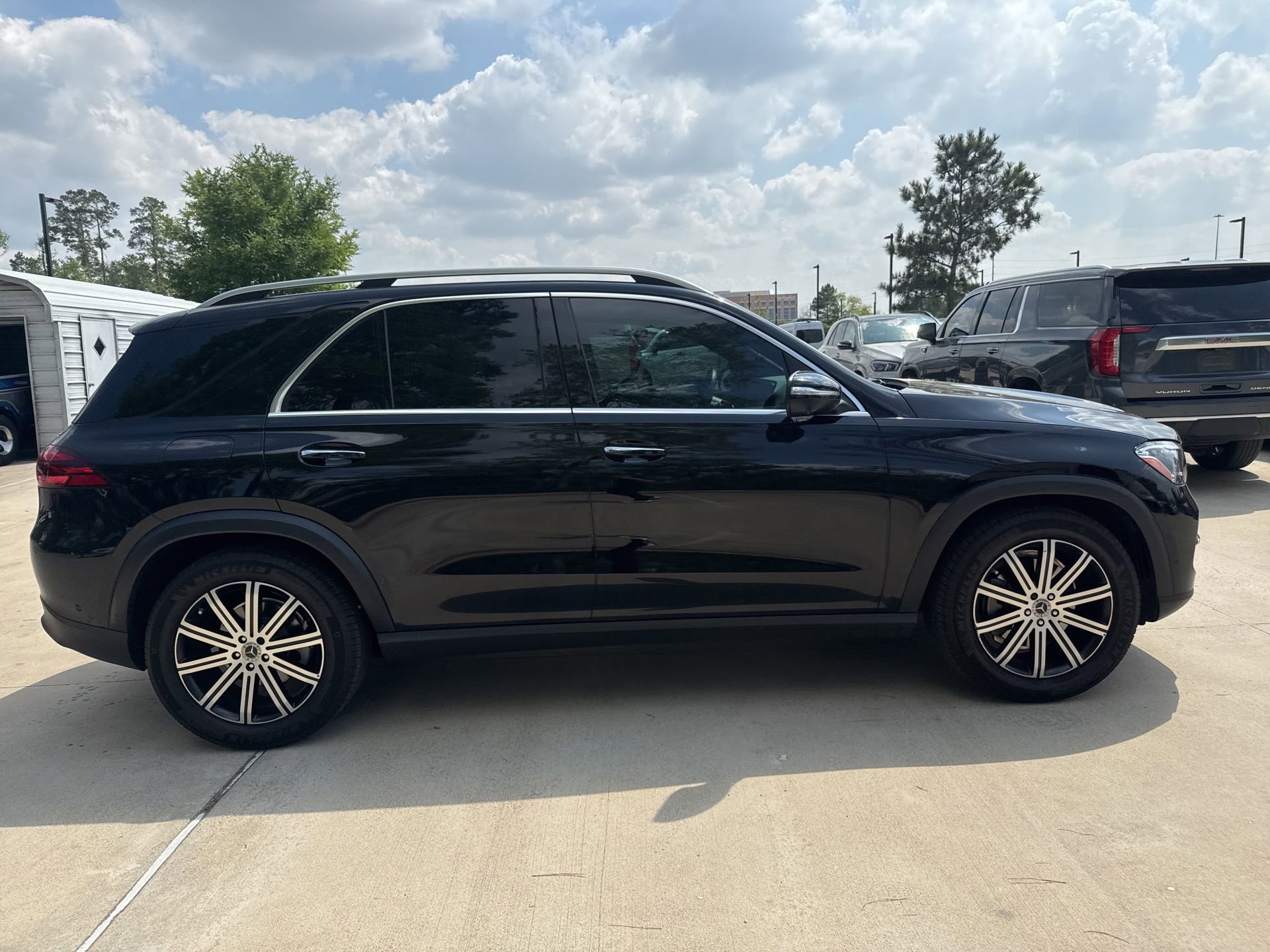 Used 2026 Mercedes-Benz GLE 350 4MATIC image 3