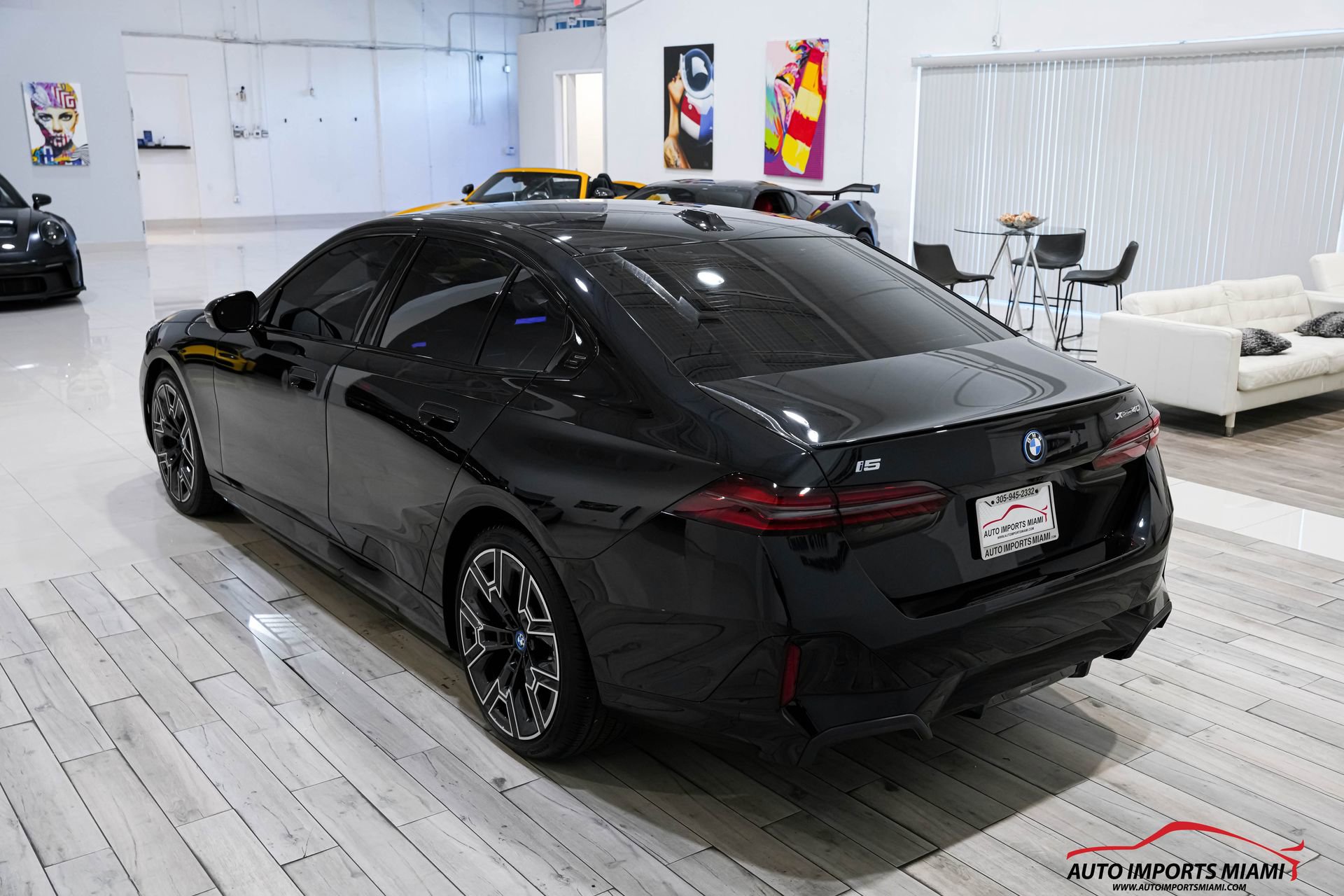Used 2025 BMW i5 xDrive40 w/ M Sport Package AWD/4WD image 16