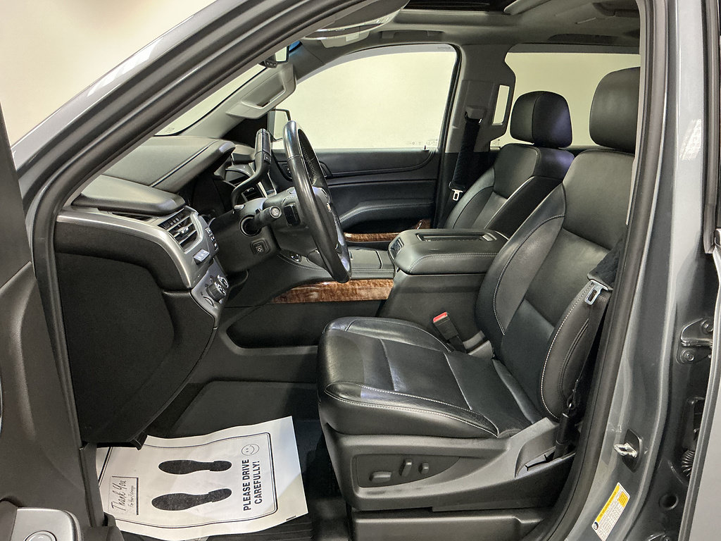 Used 2018 Chevrolet Suburban Premier AWD/4WD image 8