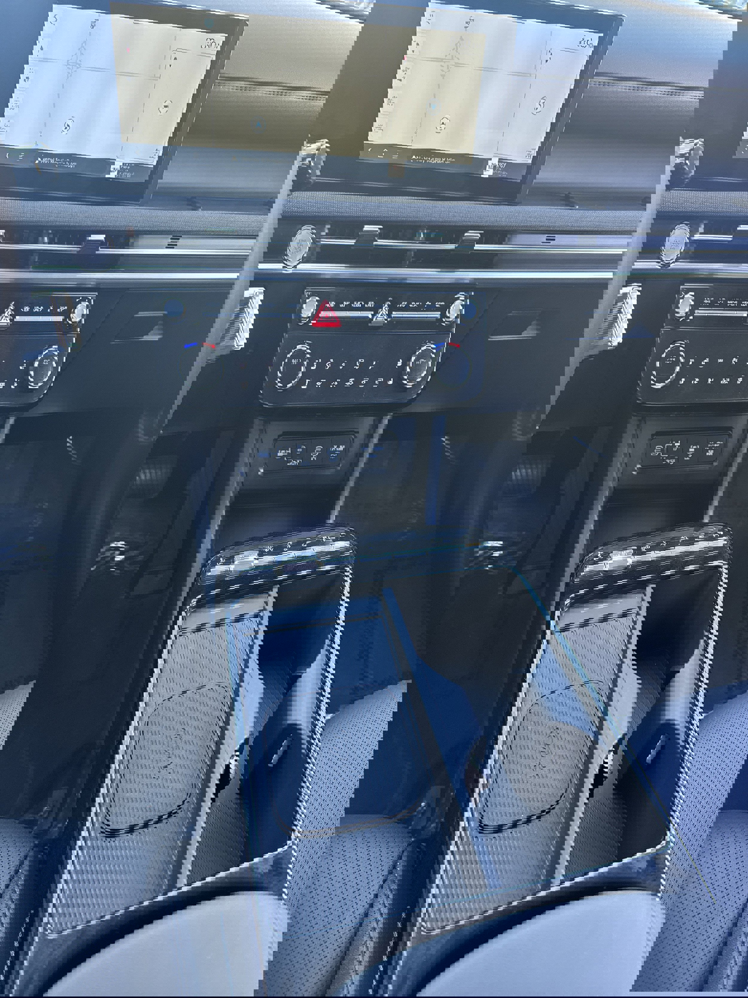 Used 2026 Hyundai Tucson Limited AWD/4WD image 24