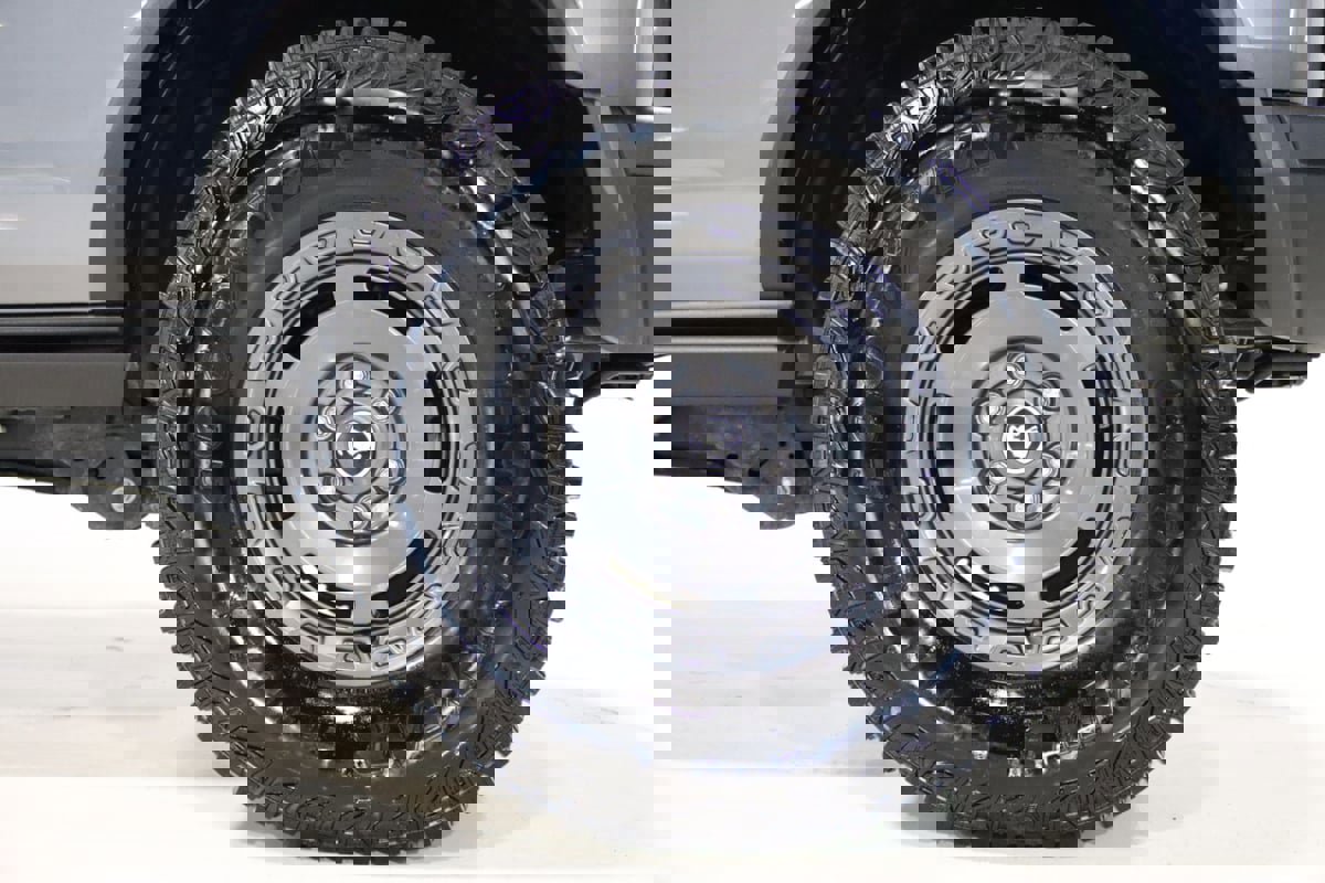 Used 2024 Ford Bronco Everglades image 87