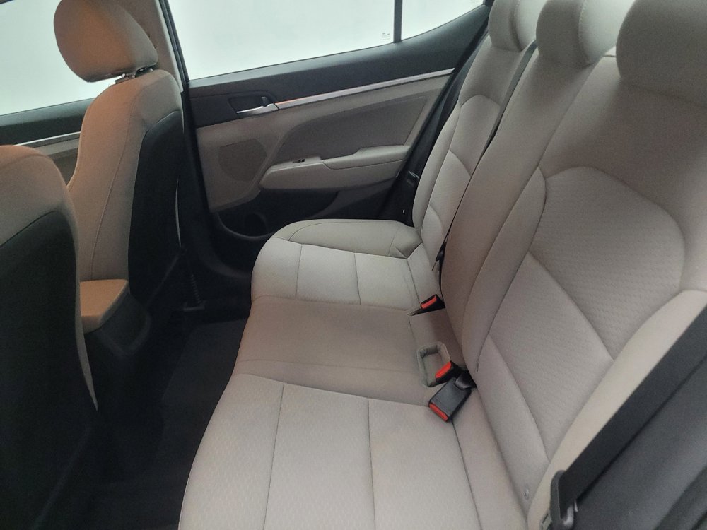 Used 2019 Hyundai Elantra SEL FWD image 18