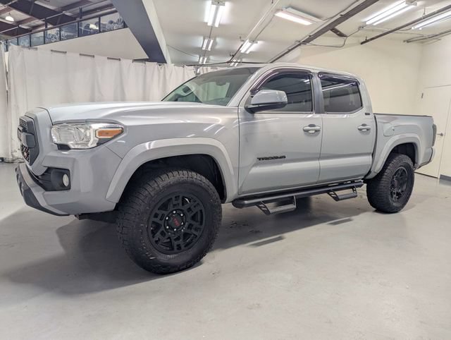 Used 2020 Toyota Tacoma SR5 RWD image 5