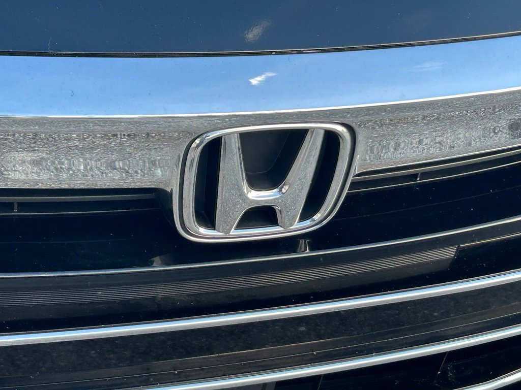 Used 2021 Honda Accord Touring image 19