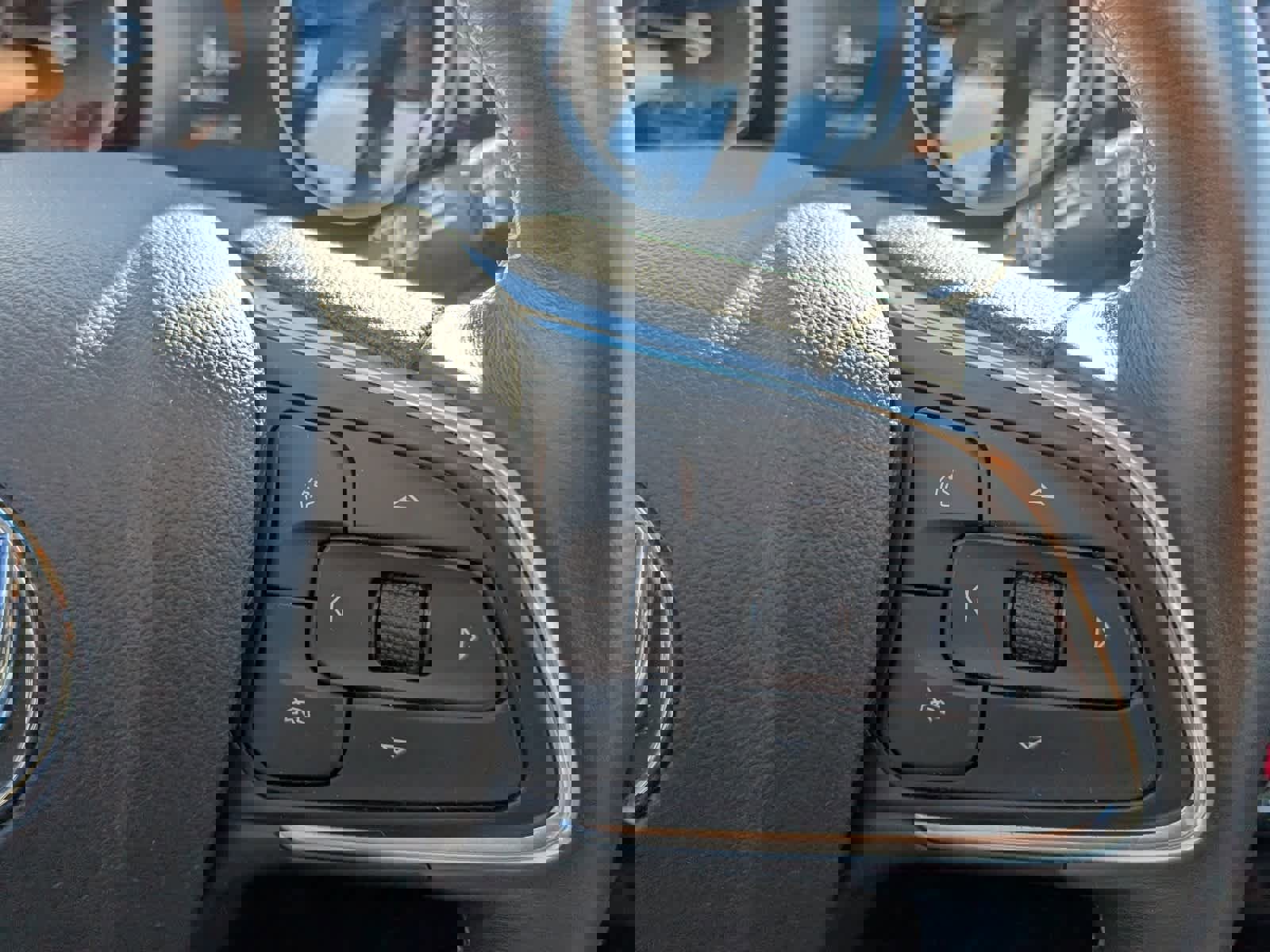 Used 2020 Buick Encore GX Select w/ Sport Touring Package image 22