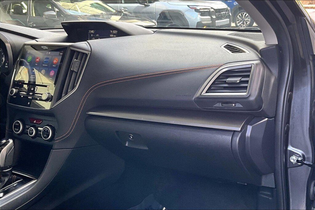 Used 2019 Subaru Crosstrek 2.0i Limited w/ Moonroof Package w/Navigation AWD/4WD image 11