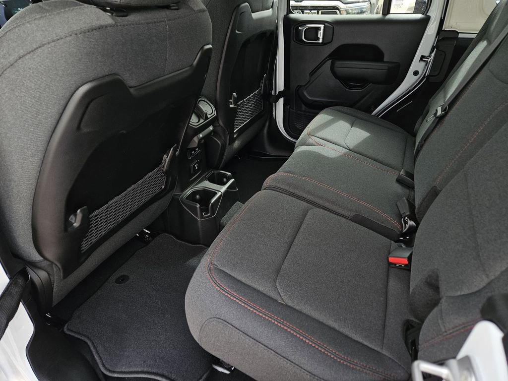 New 2026 Jeep Wrangler Unlimited Rubicon image 9