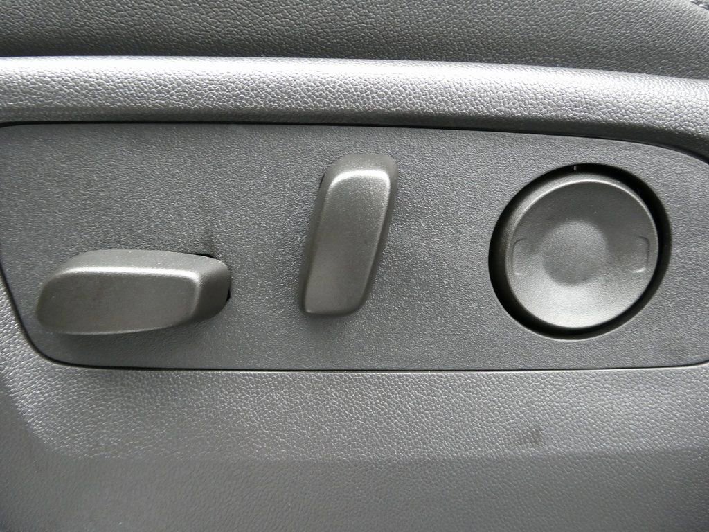 Certified 2025 GMC Sierra 2500 SLT w/ SLT Premium Package image 24