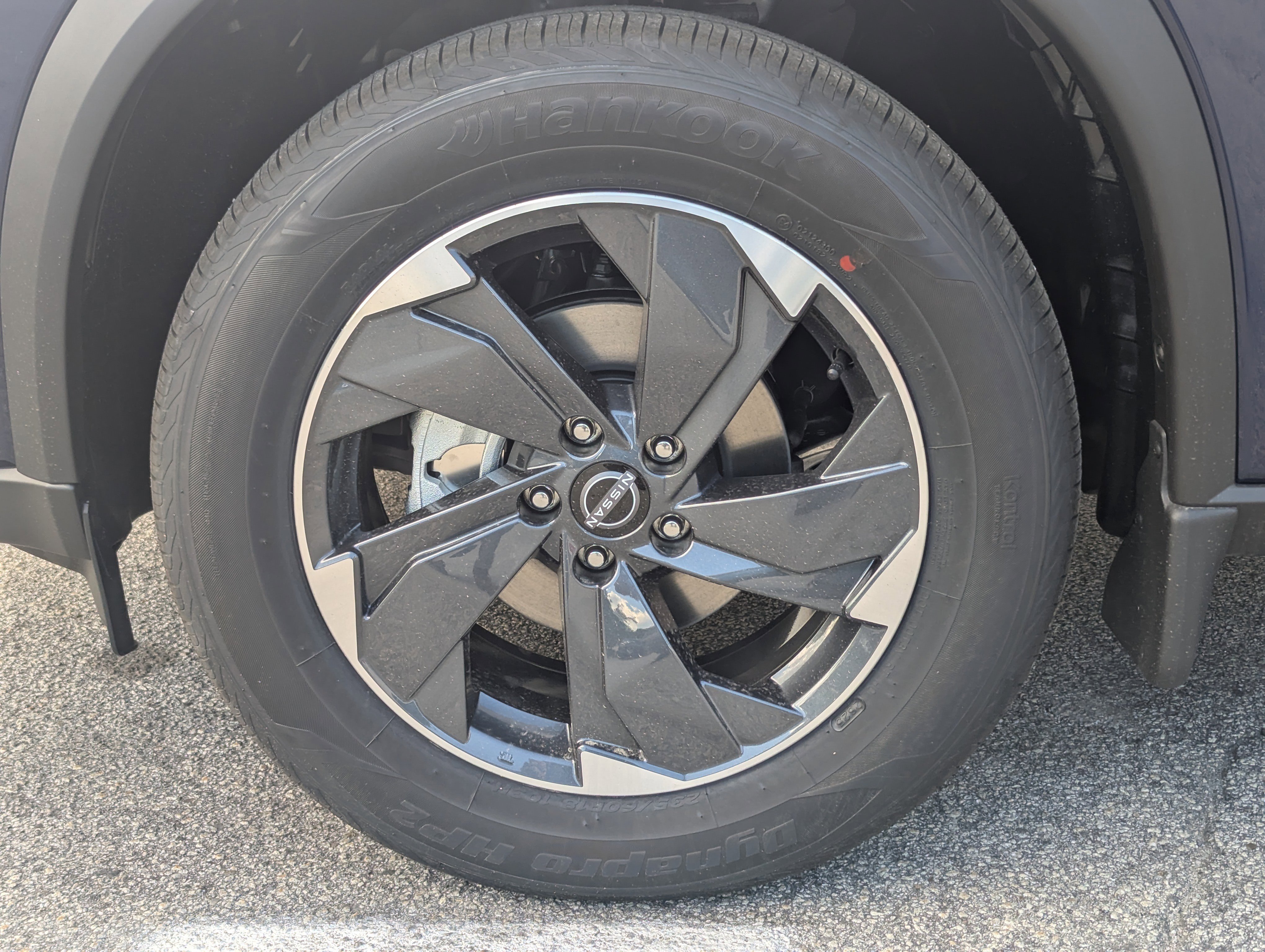 New 2026 Nissan Rogue SV image 12