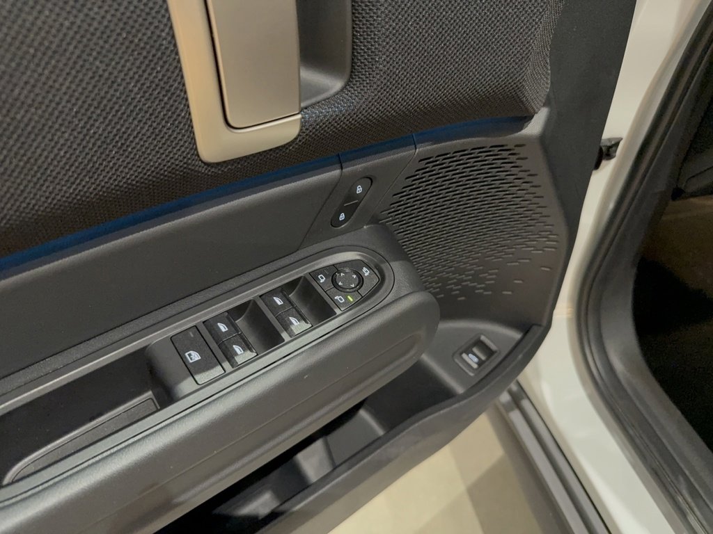 Certified 2025 MINI Cooper Countryman S image 10