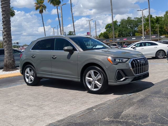 Used 2020 Audi Q3 2.0T Premium w/ Convenience Package image 2