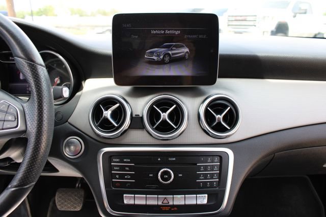 Used 2019 Mercedes-Benz GLA 250 image 21