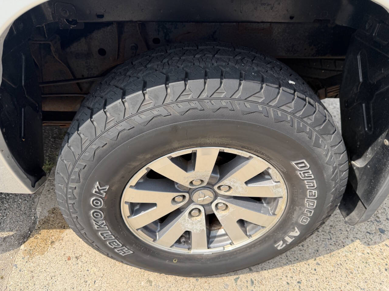 Used 2008 Mitsubishi Raider LS RWD image 27