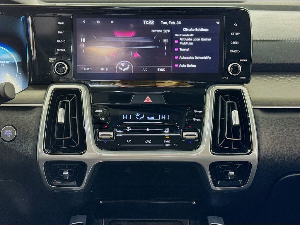 Used 2023 Kia Sorento SX image 16