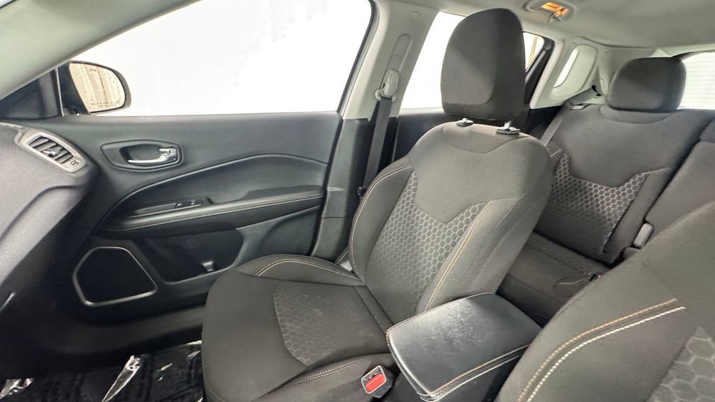 Used 2020 Jeep Compass Sport w/ Cold Weather Group image 13