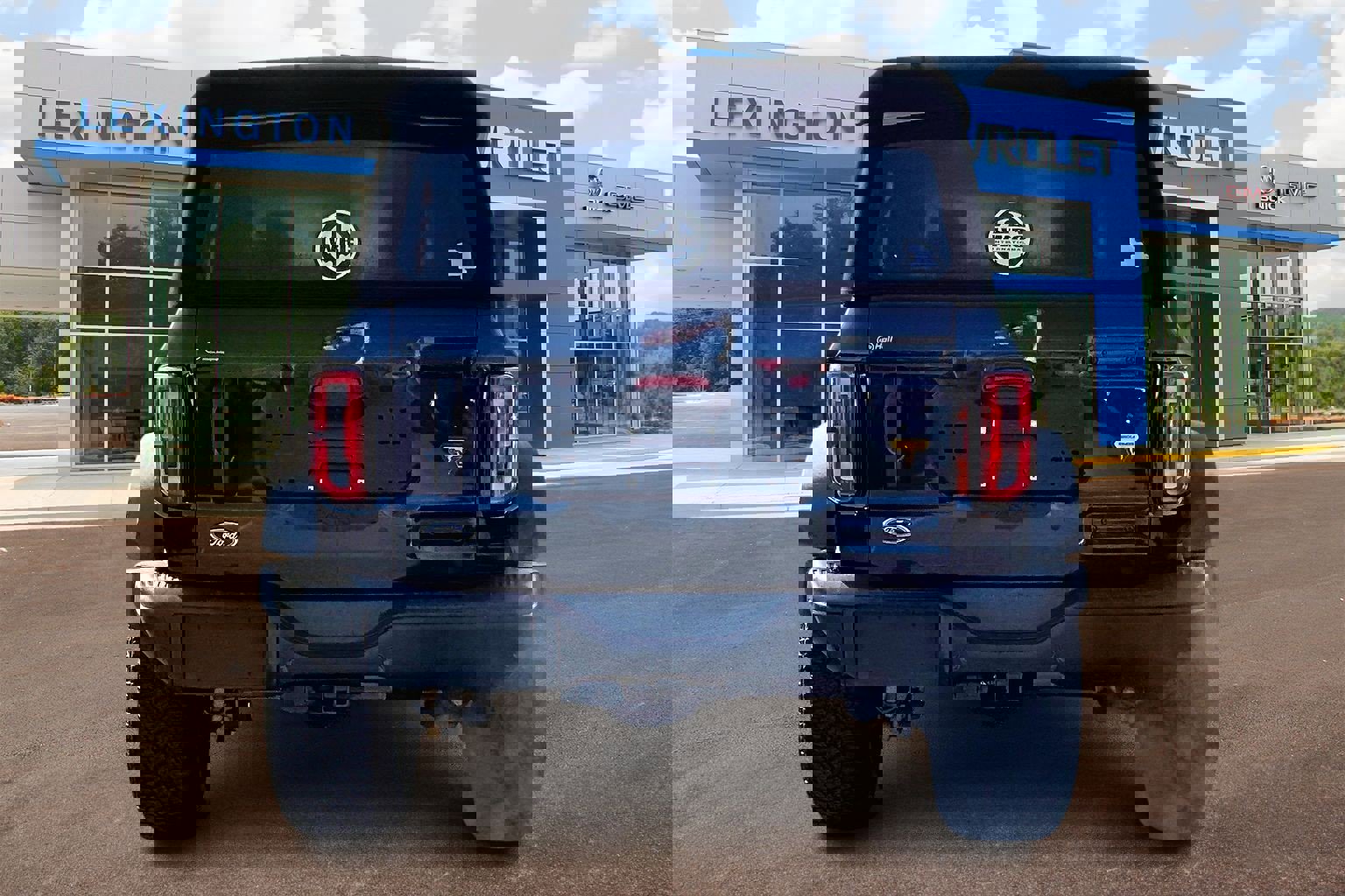 Used 2021 Ford Bronco Badlands image 4