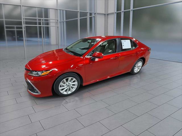 Certified 2024 Toyota Camry LE image 4