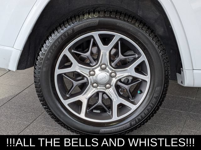 Used 2019 Jeep Grand Cherokee Overland AWD/4WD image 10